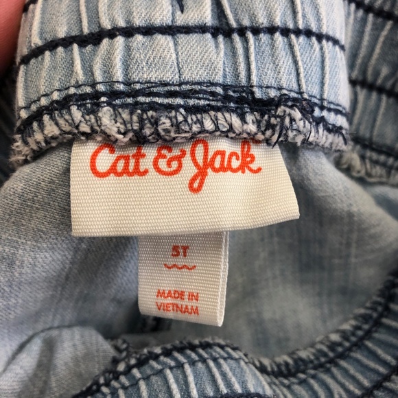 Toddler Girls Cat & Jack Denim Shorts 5T - Picture 3 of 3